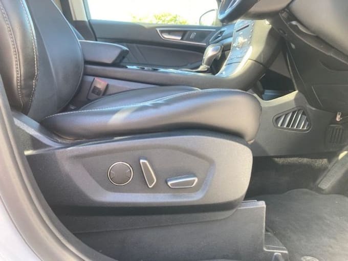 2025 Ford Edge