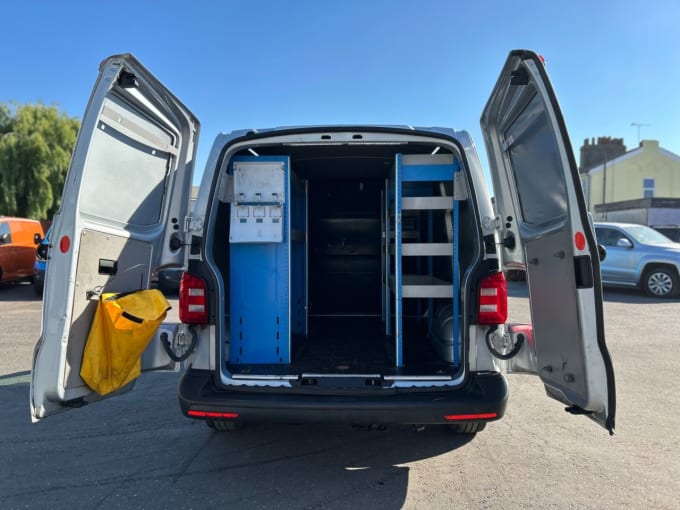 2025 Volkswagen Transporter