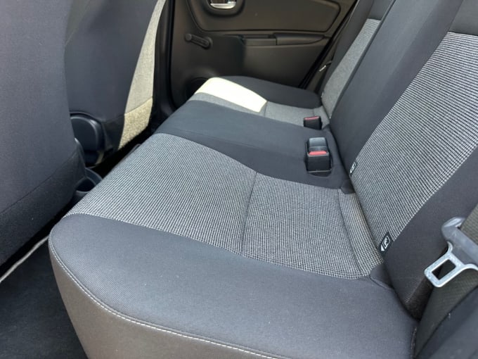 2025 Toyota Yaris