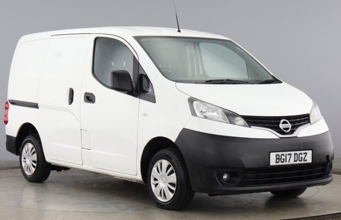 2025 Nissan Nv200