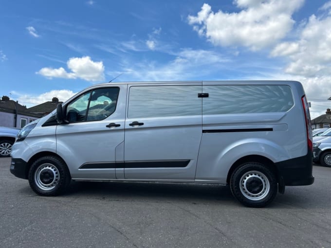 2025 Ford Transit Custom