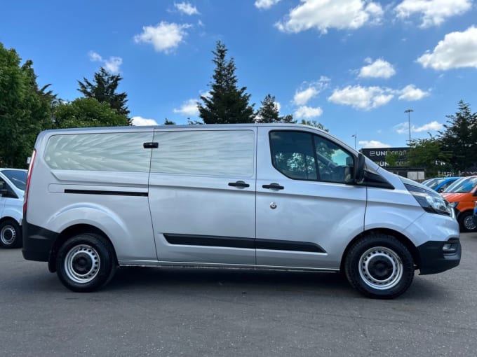 2025 Ford Transit Custom