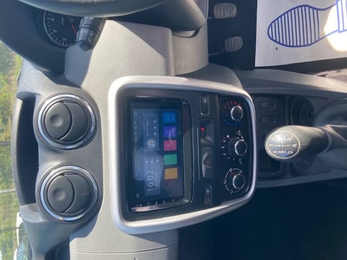 2025 Dacia Duster