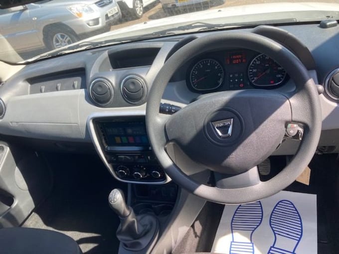 2025 Dacia Duster
