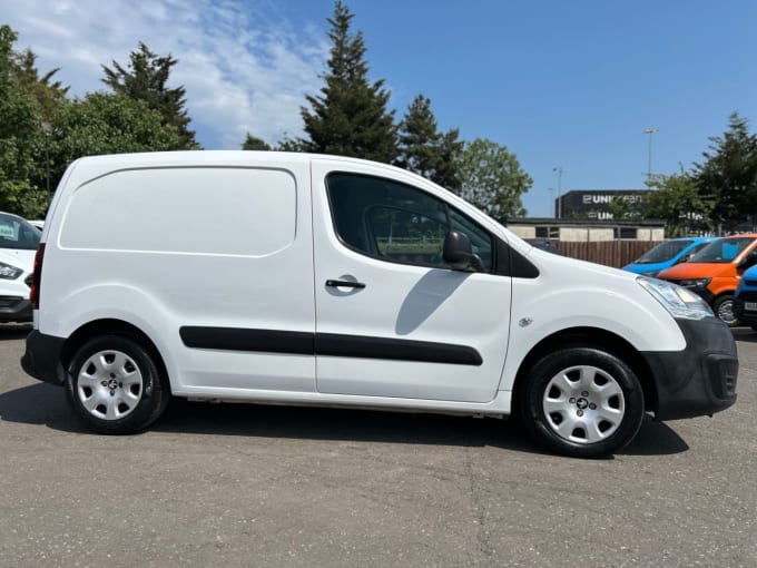 2025 Peugeot Partner