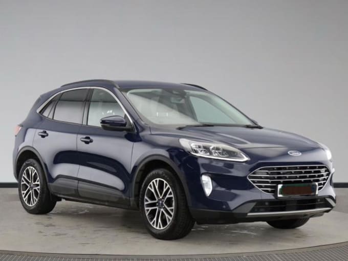 2025 Ford Kuga