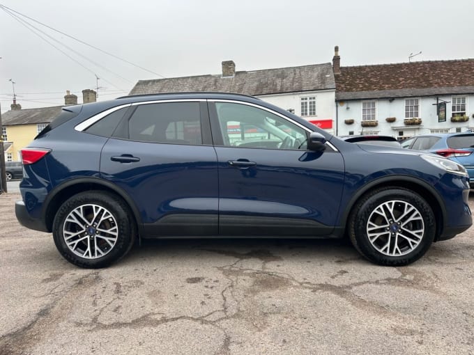 2025 Ford Kuga
