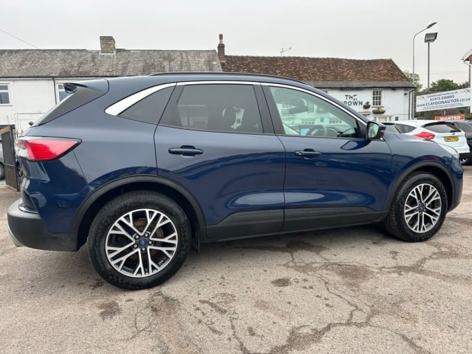 2025 Ford Kuga