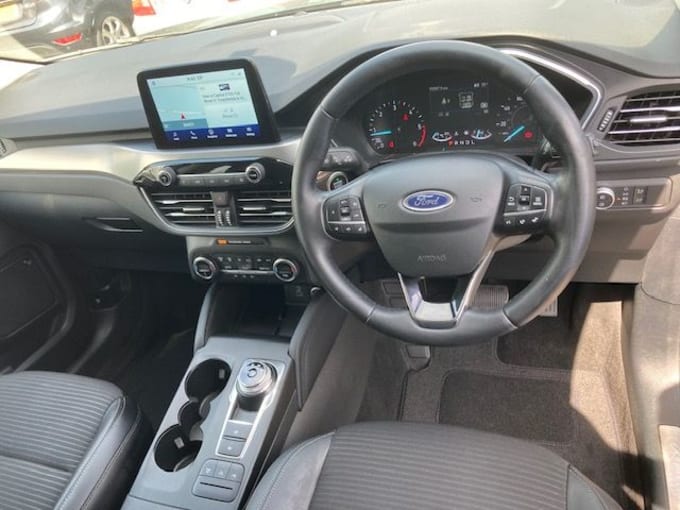 2025 Ford Kuga