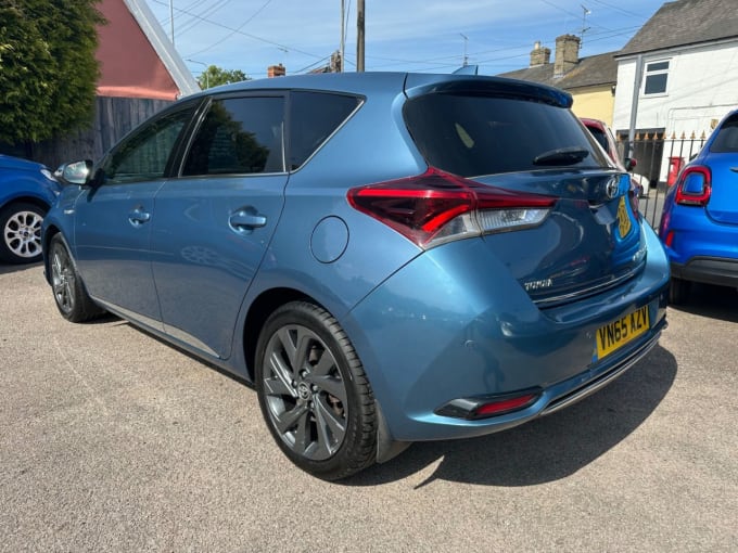 2025 Toyota Auris