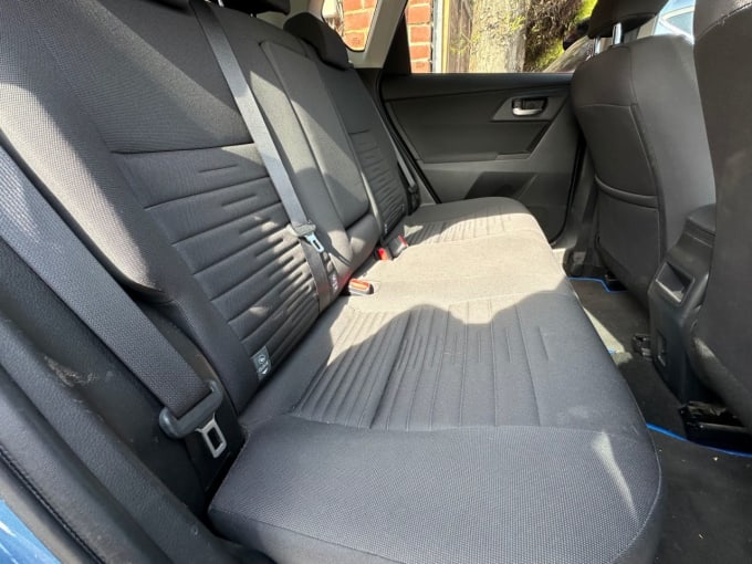 2025 Toyota Auris