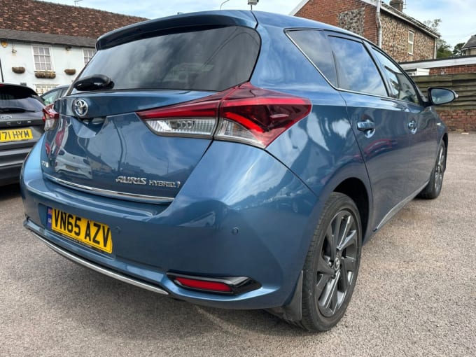 2025 Toyota Auris
