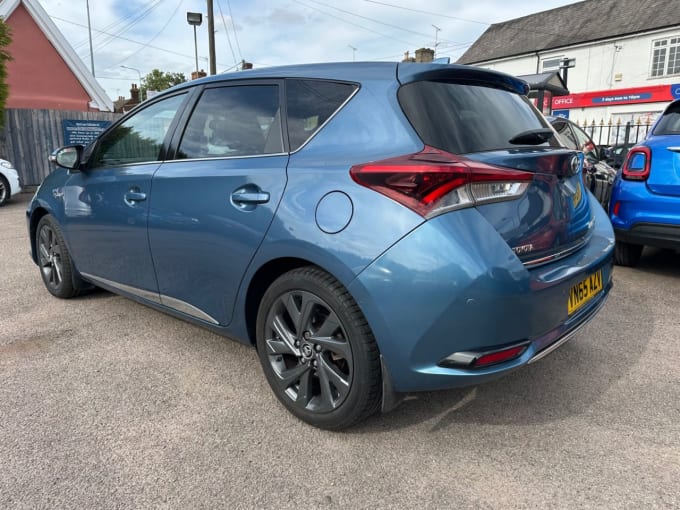 2025 Toyota Auris