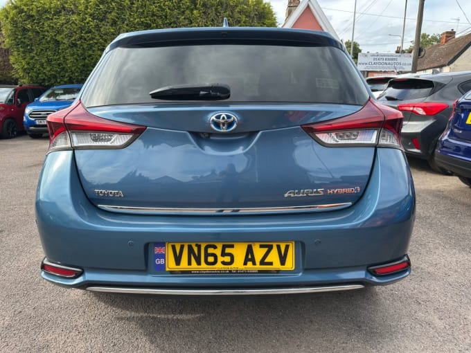 2025 Toyota Auris