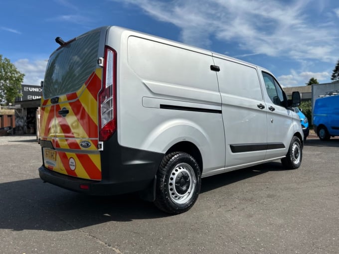 2025 Ford Transit Custom