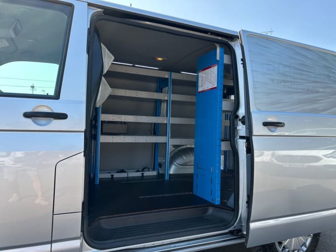 2025 Volkswagen Transporter