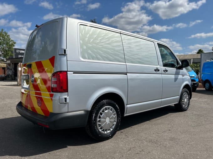 2025 Volkswagen Transporter
