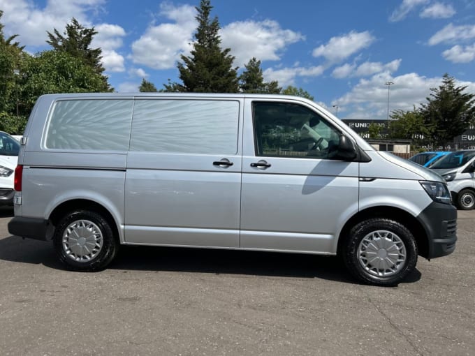 2025 Volkswagen Transporter