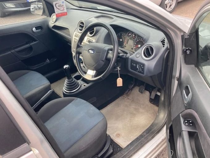 2025 Ford Fiesta