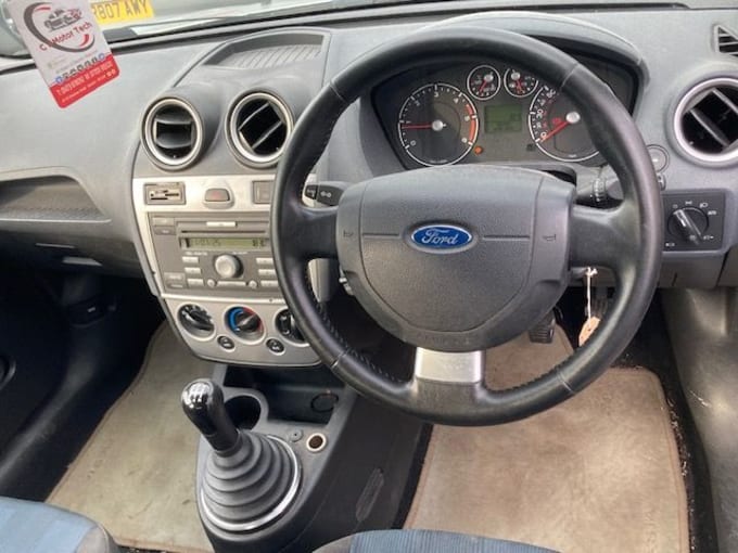 2025 Ford Fiesta