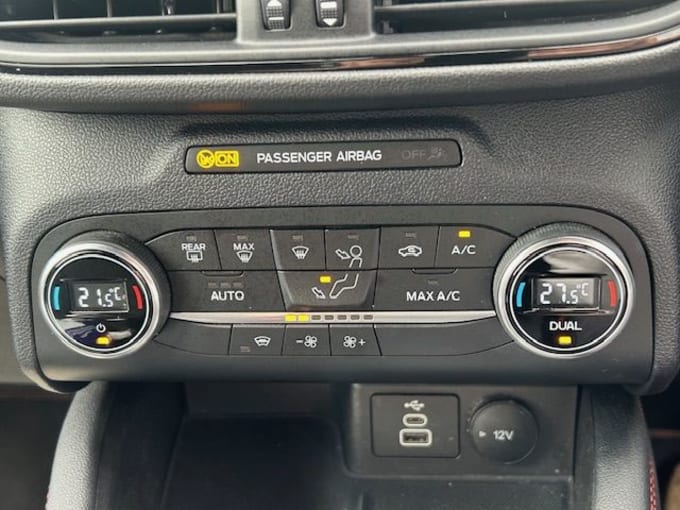 2025 Ford Kuga