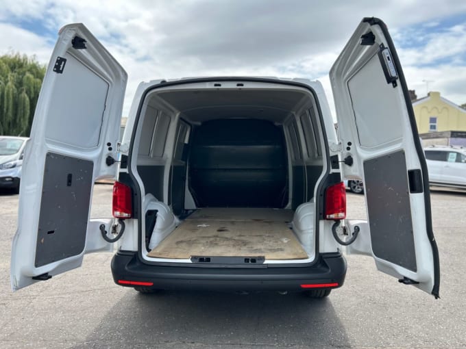 2025 Volkswagen Transporter