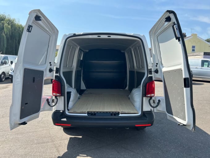 2025 Volkswagen Transporter