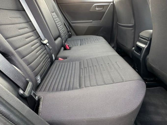 2025 Toyota Auris