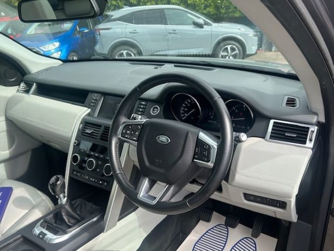 2025 Land Rover Discovery Sport