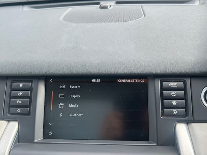 2025 Land Rover Discovery Sport