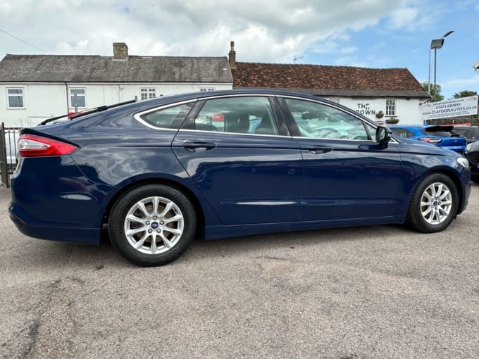 2025 Ford Mondeo