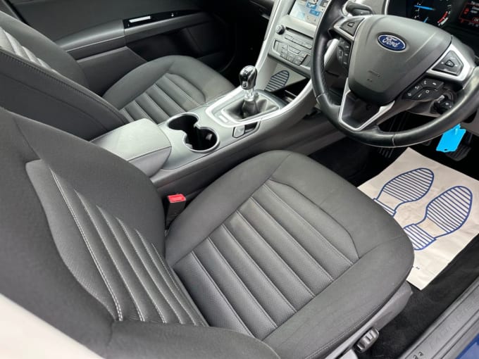 2025 Ford Mondeo