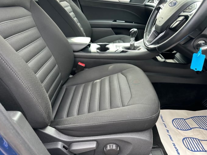 2025 Ford Mondeo