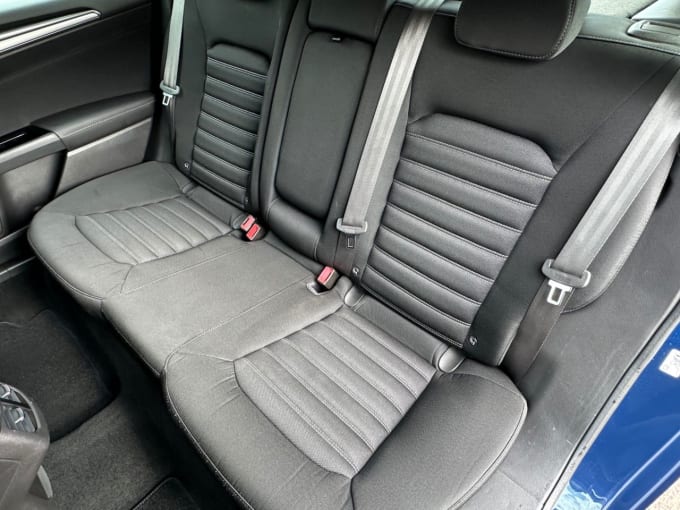 2025 Ford Mondeo
