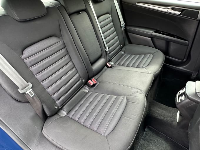 2025 Ford Mondeo