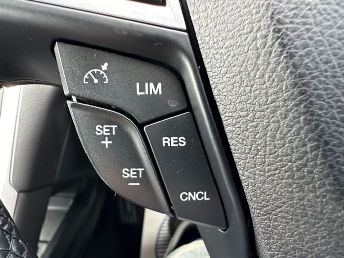 2025 Ford Mondeo