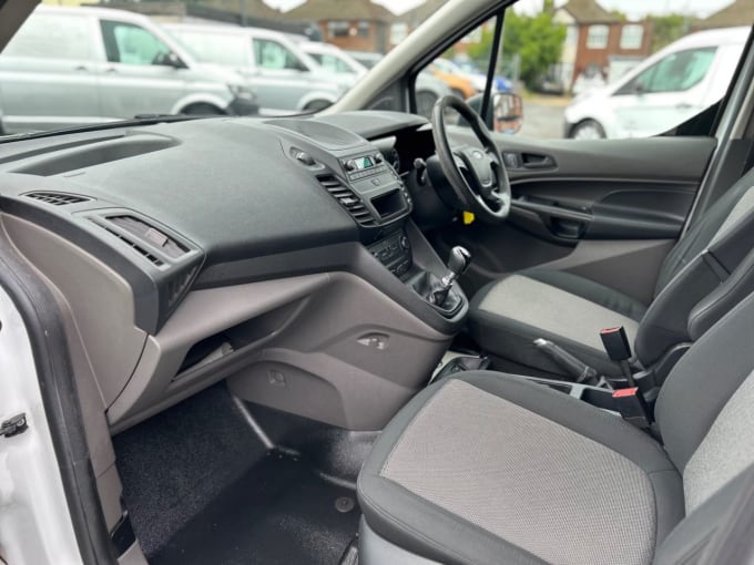 2025 Ford Transit Connect