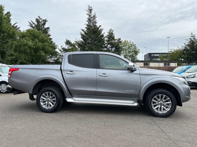 2025 Mitsubishi L200