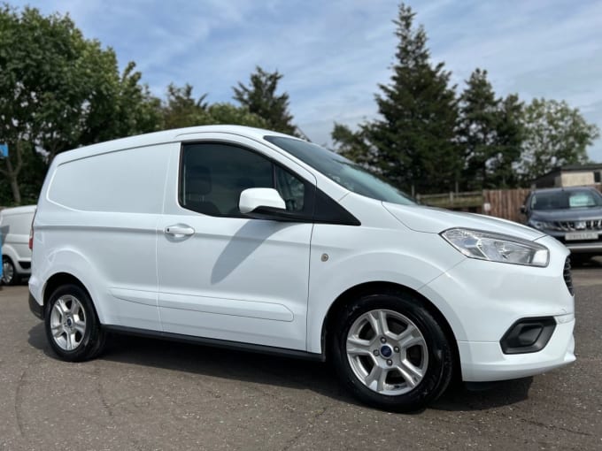 2025 Ford Transit Courier