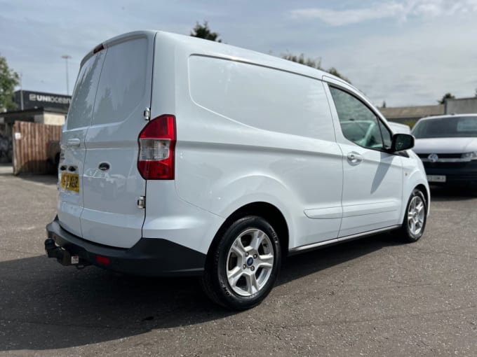2025 Ford Transit Courier