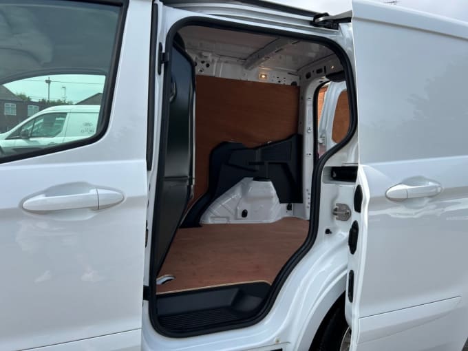 2025 Ford Transit Courier