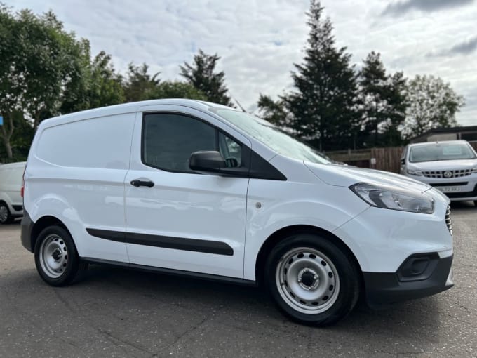 2025 Ford Transit Courier