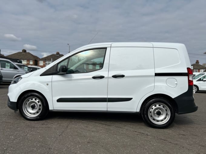 2025 Ford Transit Courier