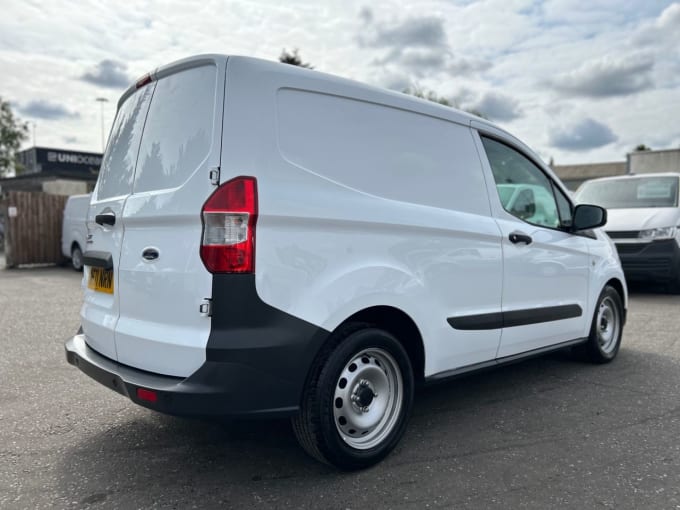 2025 Ford Transit Courier
