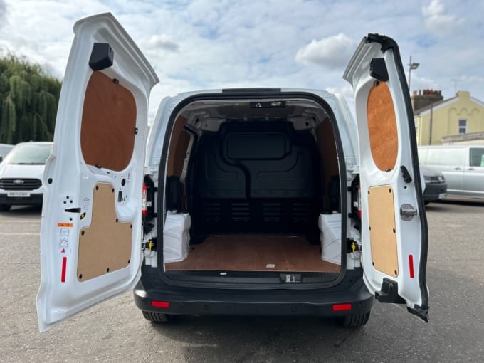 2025 Ford Transit Courier