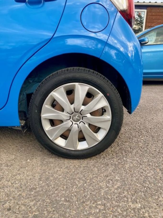 2025 Peugeot 108