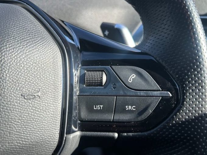 2025 Peugeot 3008