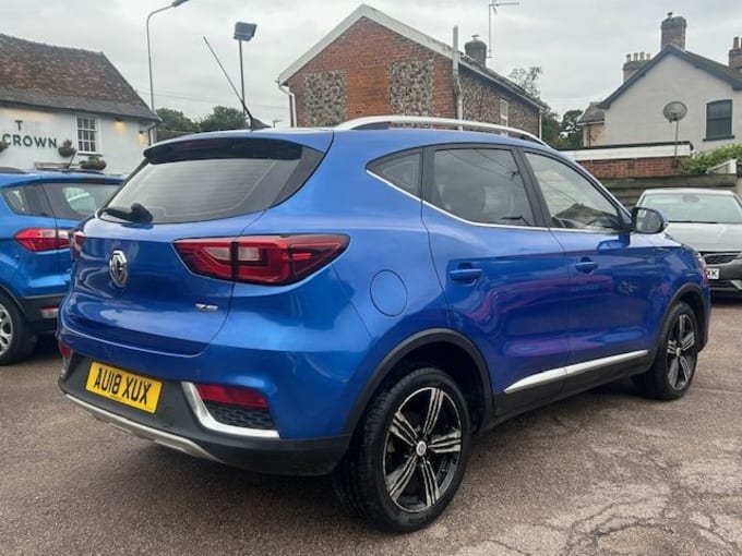 2025 Mg Mg Zs