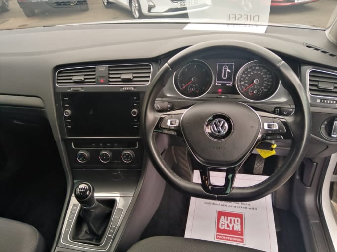 2024 Volkswagen Golf