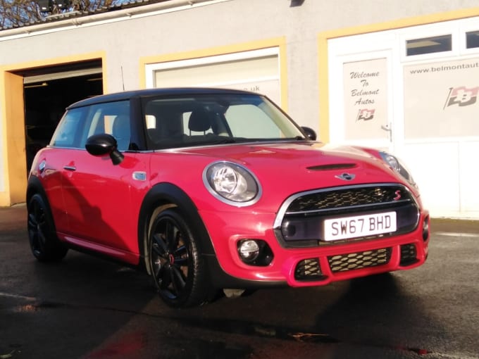 2025 Mini Hatch